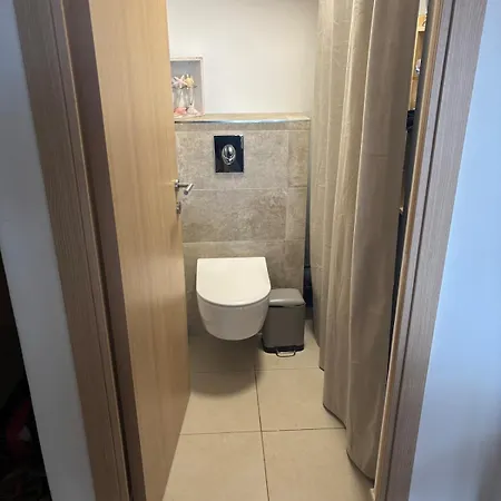 Duplex 4 Personnes Vue Proches Toutes Commodites אלגז'ולה