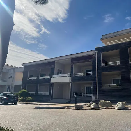 Duplex 4 Personnes Vue Proches Toutes Commodites דירה